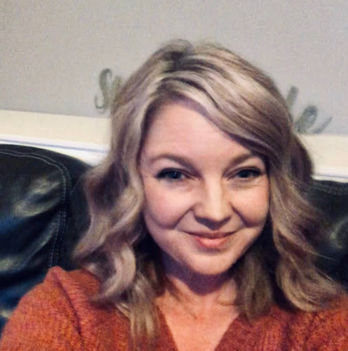 Jennifer Sanderson Photo 29