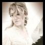 Alice Macdonald Photo 4