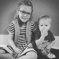 Danielle Comstock Photo 9