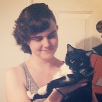 Traci Miles Photo 18