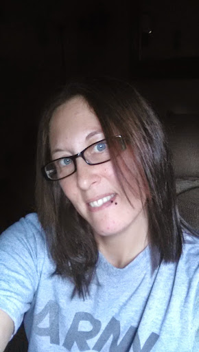 Tracie Thompson Photo 37