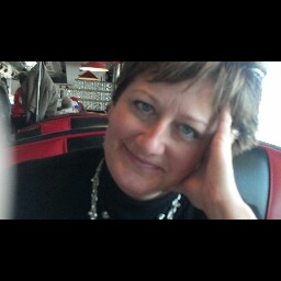 Connie Reynolds Photo 35