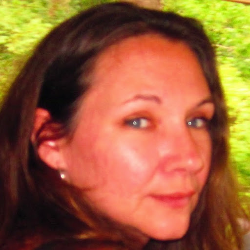 Christine Moore Photo 39