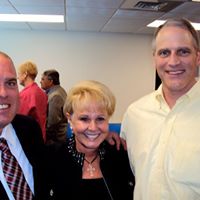 Suzanne Pratt Photo 24