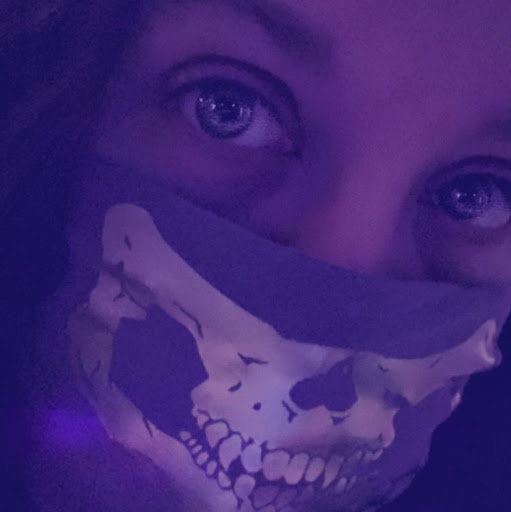 Krystle Williams Photo 7