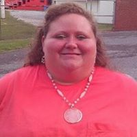 Julie Buckner Photo 15