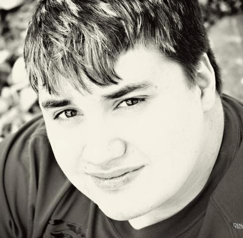 Richard Maloney Photo 16
