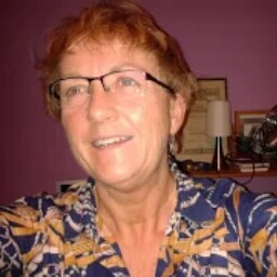 Jacqueline Berg Photo 14