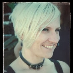 Traci Phillips Photo 21