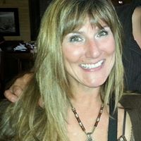 Laurie Nesbitt Photo 8