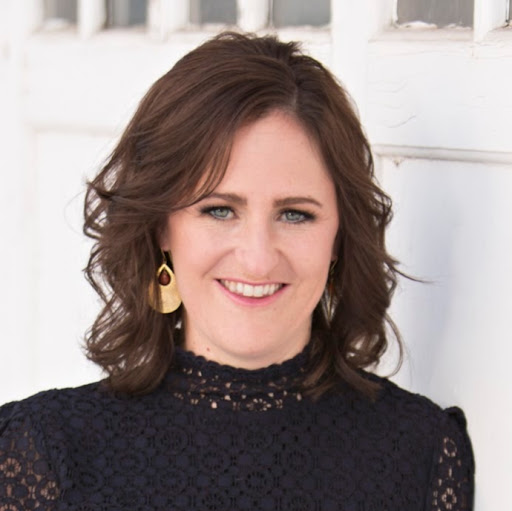 Sarah Neumann Photo 18