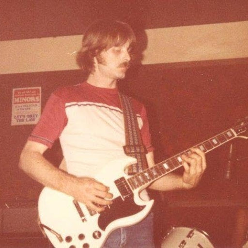 Kelly Conroy Photo 19