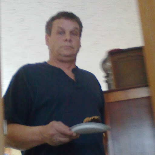 Bryan Larson Photo 24