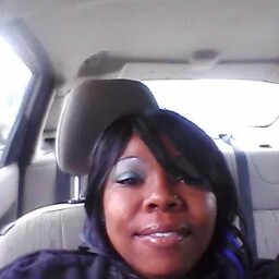 Latoya Watts Photo 3