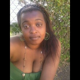 Adrienne Lawrence Photo 21