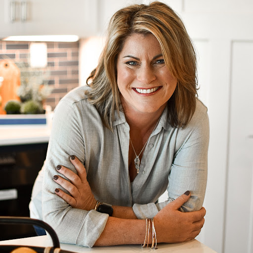 Lana Stephens Photo 29