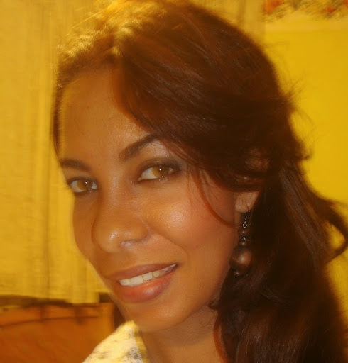 Jeannette Fernandez Photo 24