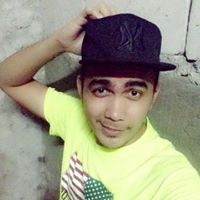 Christian Simms Photo 32