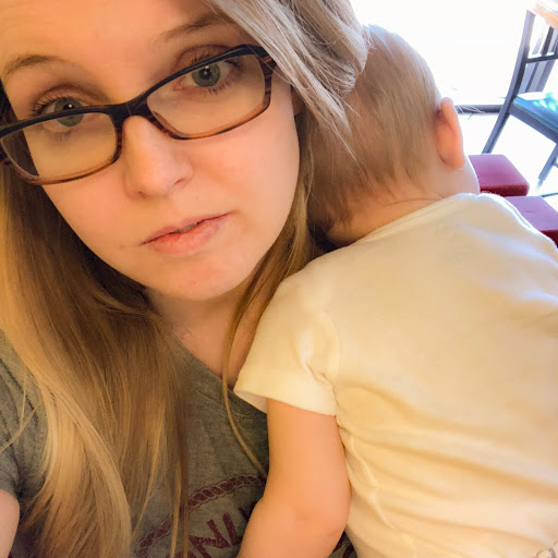 Candice Roberts Photo 22