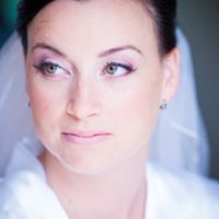 Kristina Atkinson Photo 14