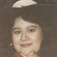 Julie Brewster Photo 40