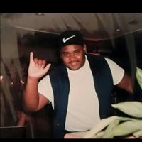 Shellie Benjamin Photo 2