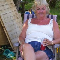 Jennifer Overton Photo 13