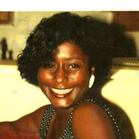 Catherine Dudley Photo 15