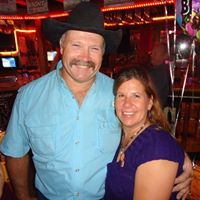 Laurie Lindsey Photo 12