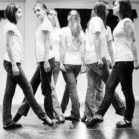 Claire Mcelroy Photo 4