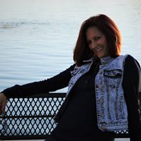 Robin Henderson Photo 45