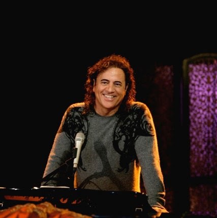 Kim Clement Photo 21