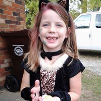 April Estes Photo 41