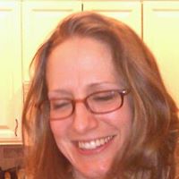 Kristin Wolfe Photo 20