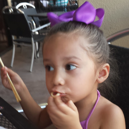 Rebecca Moreno Photo 19