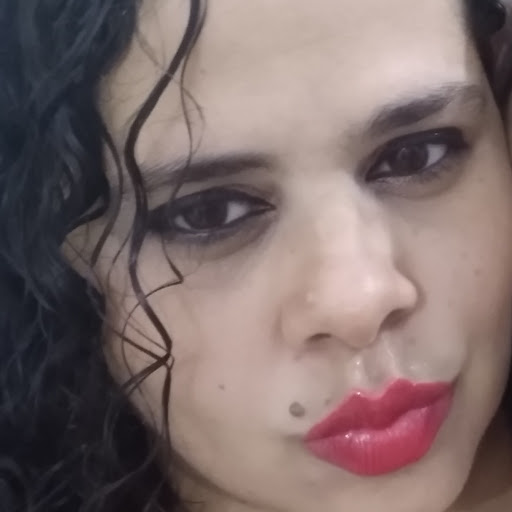 Joyce Cavalcante Photo 3
