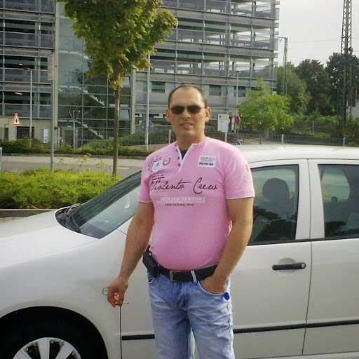 Robert Csoka Photo 4