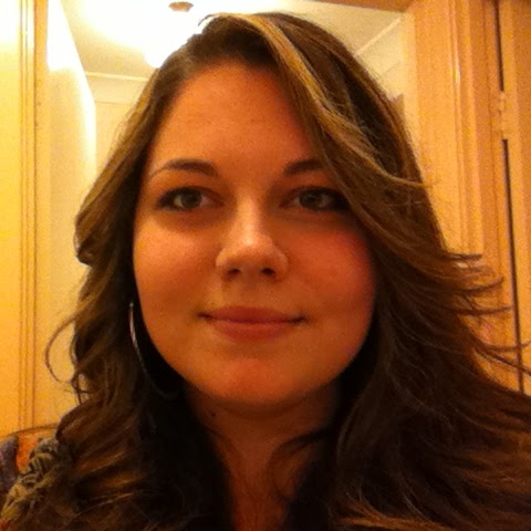Holly Dillon Photo 21