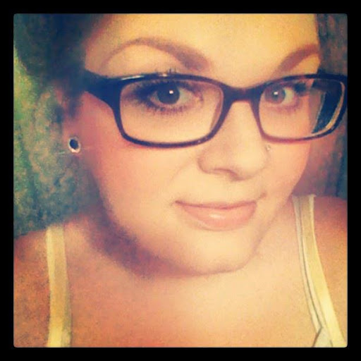 Michelle Reeves Photo 12