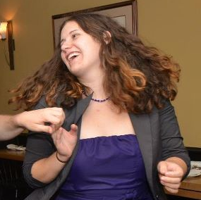 Laura Winslow Photo 28