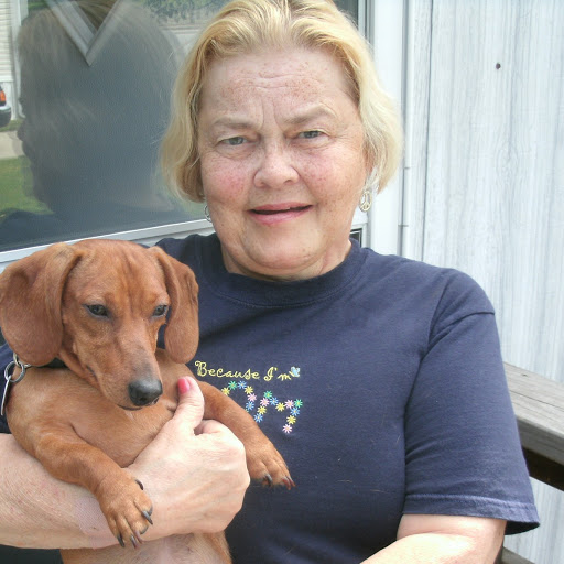 Julia Curtis Photo 23
