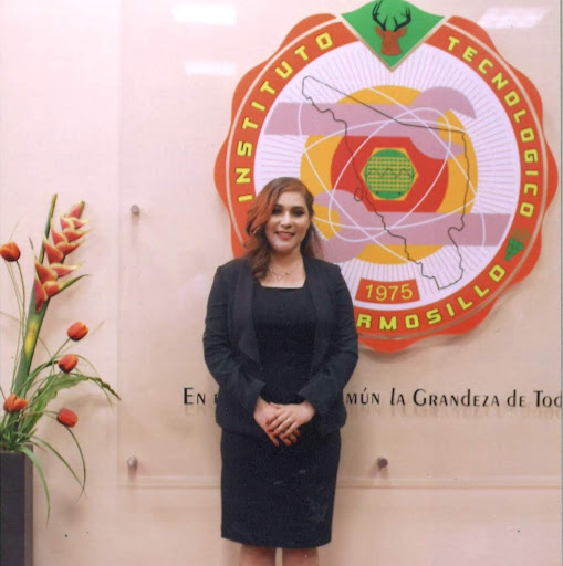 Alma Garcia Photo 13