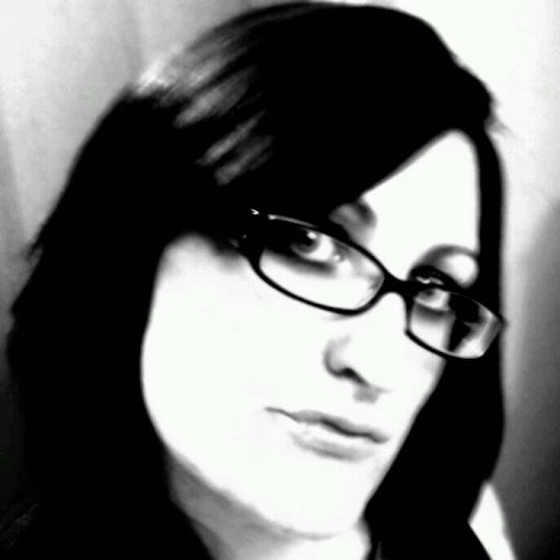 Julie Webb Photo 18