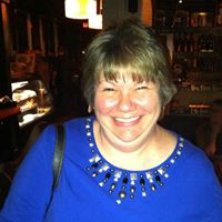Lisa Walz Photo 7