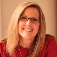 Suzanne Davenport Photo 31