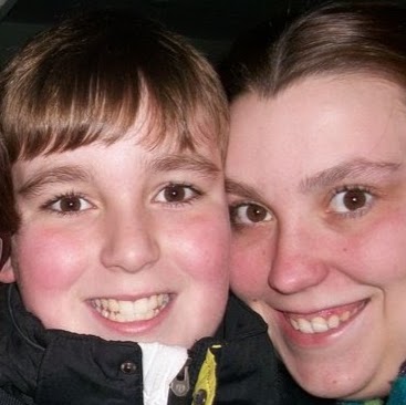 Sarah Scott Photo 17