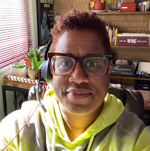 Theresa Daniel Photo 12