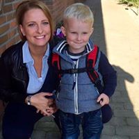 Vicki Petersen Photo 14