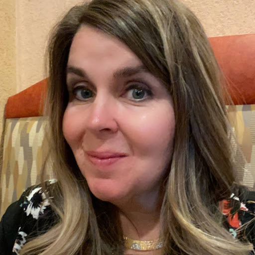 Kelly Swift Photo 39