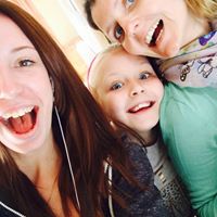 Claire Barron Photo 16